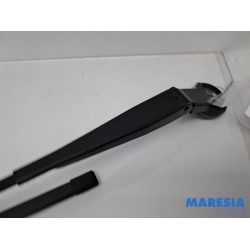 Citroen - C4 Picasso - Front wiper arm