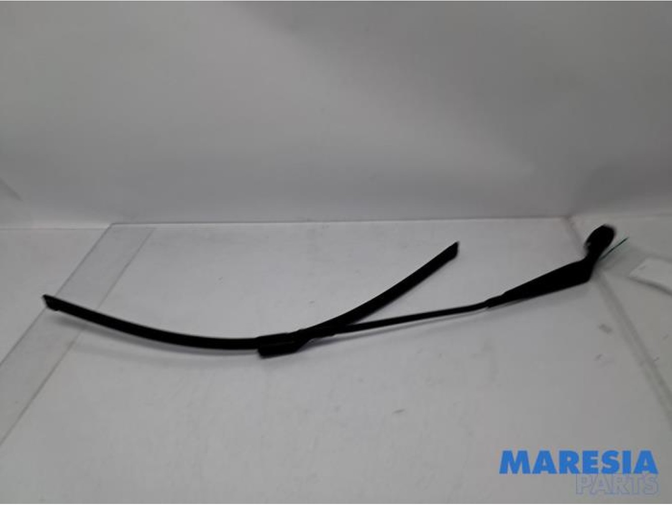 Citroen - C4 Picasso - Front wiper arm