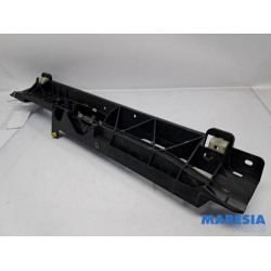 Citroen - C4 Picasso - Lock plate