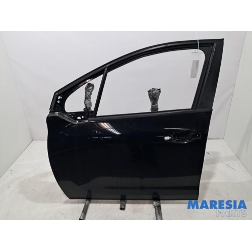 Peugeot - 208 - Tür 4-türig links vorne