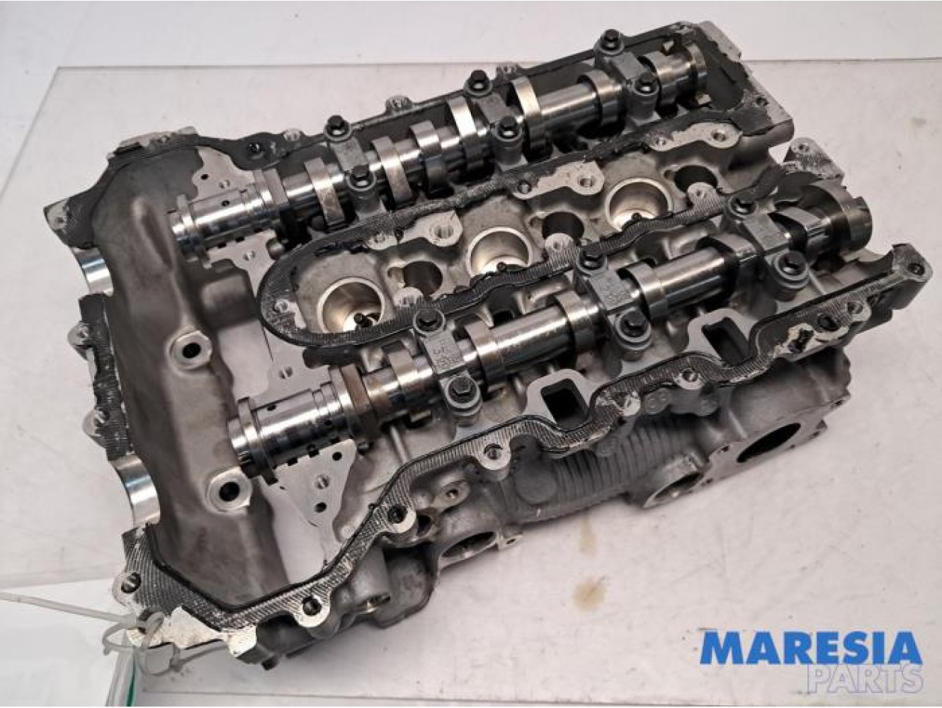 Peugeot - 208 - Cylinder head