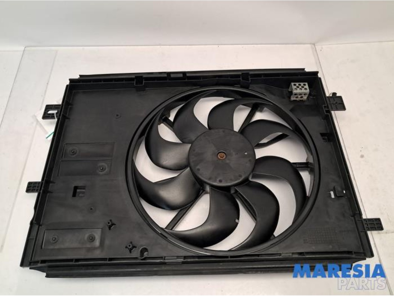 Citroen - C4 Picasso - Fan motor