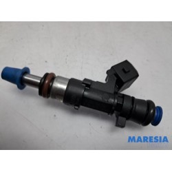 Renault - Megane - Injector (petrol injection)