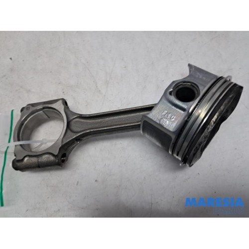 Renault - Megane - Piston