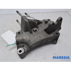 Fiat - Doblo - Engine mount