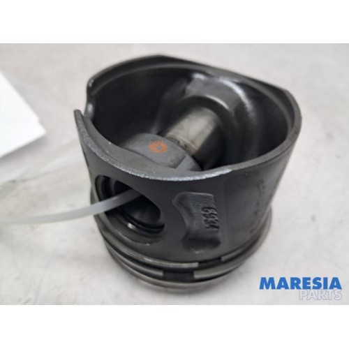 Fiat - Doblo - Piston
