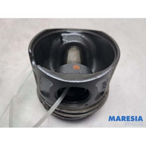 Fiat - Doblo - Piston