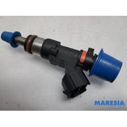 Renault - Clio - Injector (petrol injection)