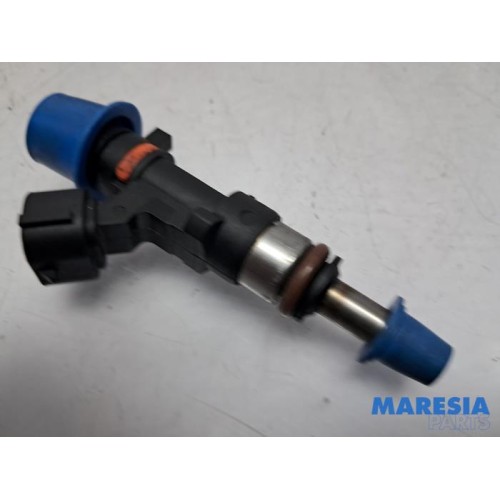 Renault - Clio - Injector (petrol injection)