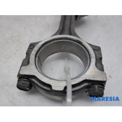 Renault - Clio - Connecting rod