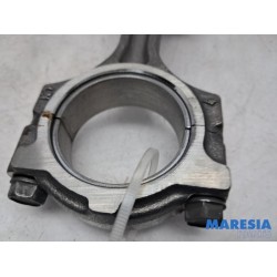 Renault - Clio - Connecting rod