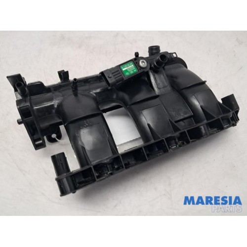 Renault - Clio - Intake manifold