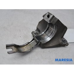 Renault - Clio - Support (miscellaneous)