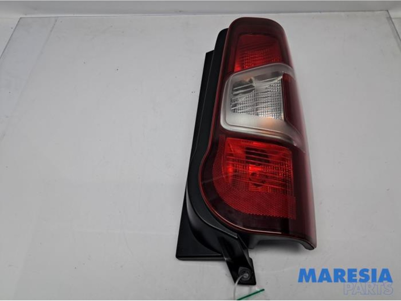 Peugeot - Partner - Taillight, right
