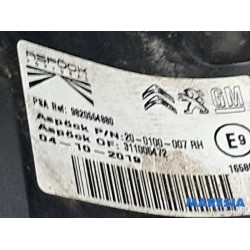 Peugeot - Partner - Taillight, right
