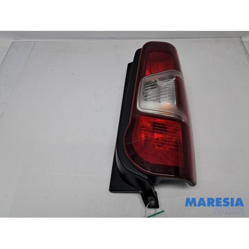 Peugeot - Partner - Taillight, right