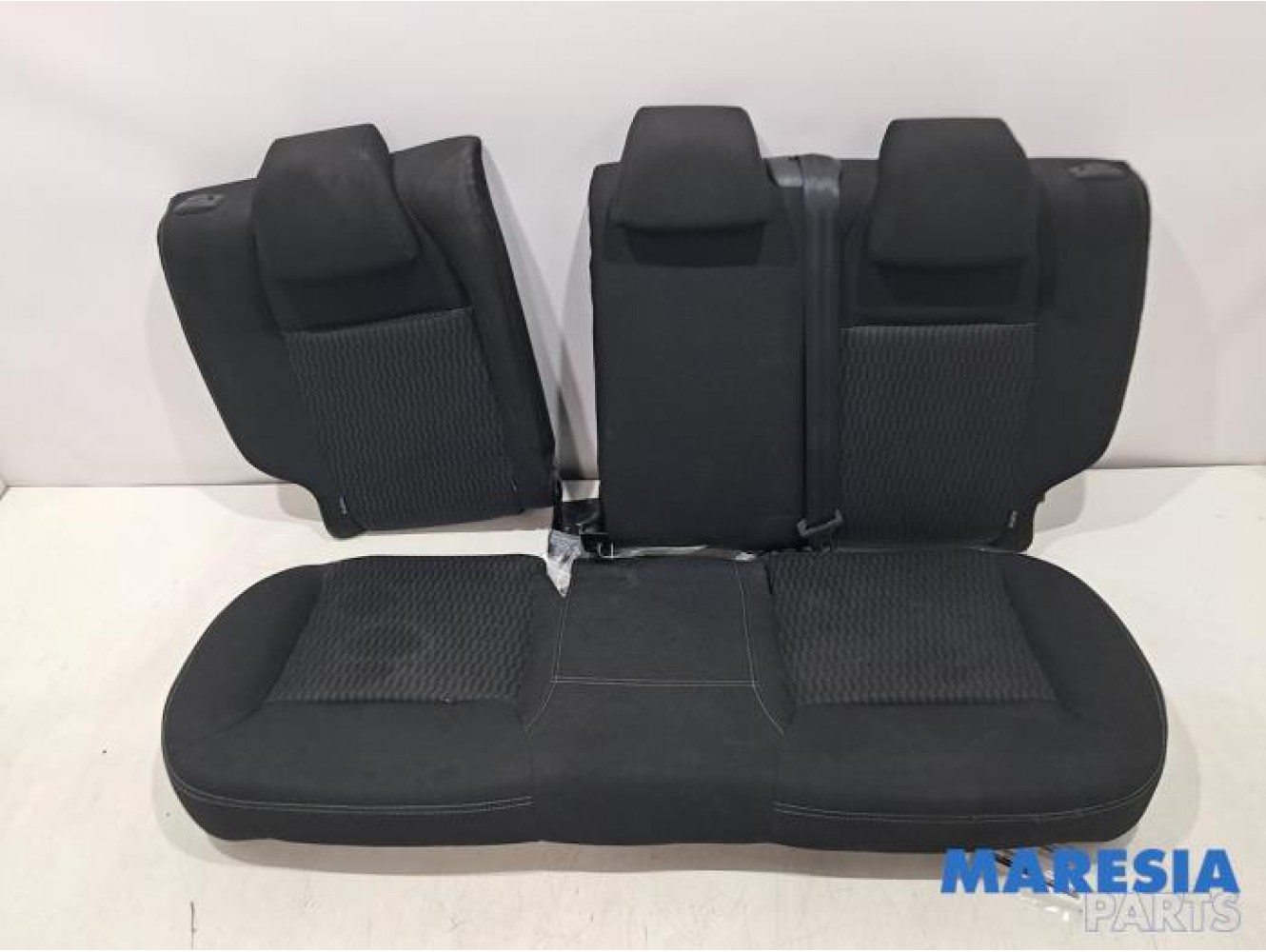 Peugeot - 208 - Banquette arrière