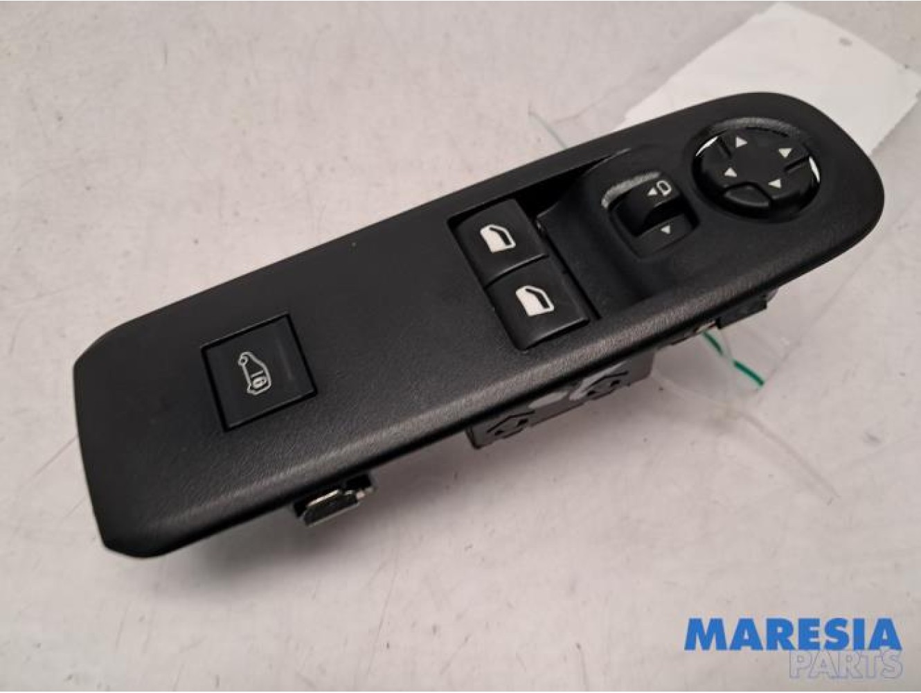 Peugeot - Partner - Multi-functional window switch