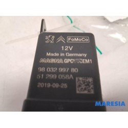 Peugeot - Partner - Glow plug relay