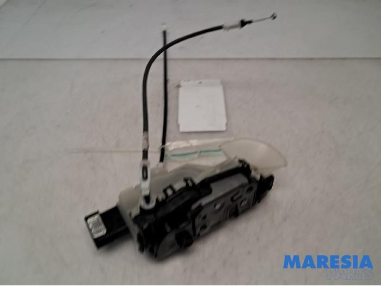 Peugeot - Partner - Minibus/van rear door lock mechanism