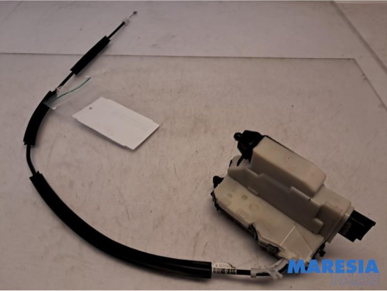 Peugeot - Partner - Sliding door lock mechanism, right