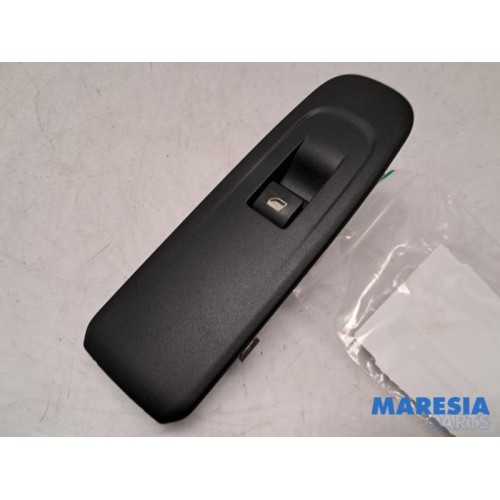Peugeot - Partner - Electric window switch
