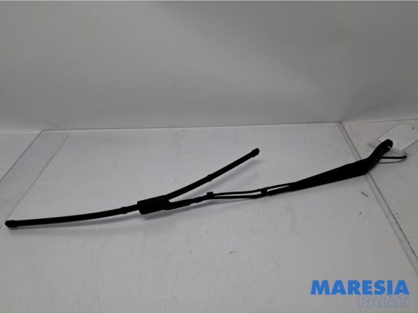 Peugeot - Partner - Front wiper arm