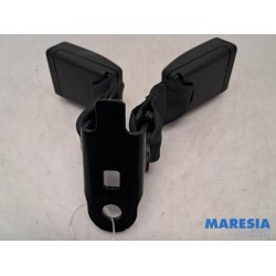 Peugeot - 208 - Rear seatbelt buckle, centre
