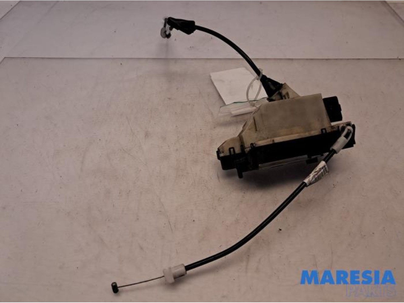 Peugeot - 208 - Front door lock mechanism 4-door, right