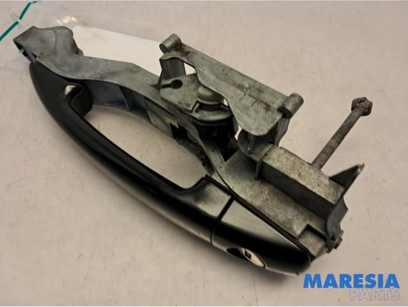 Peugeot - 208 - Door handle 4-door, front left