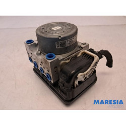 Peugeot - 208 - ABS pump