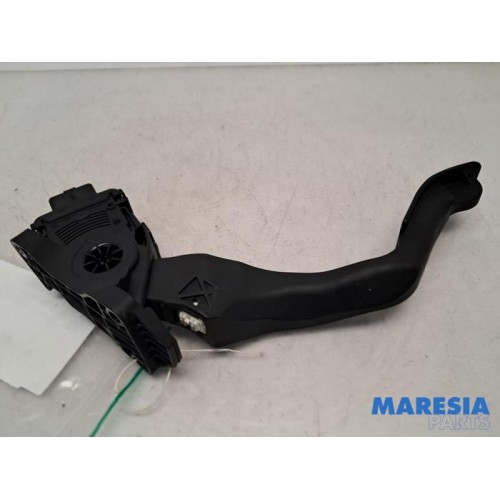 Peugeot - 208 - Accelerator pedal
