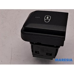 Peugeot - 208 - Central locking switch