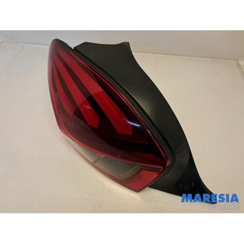 Peugeot - 208 - Achterlicht links