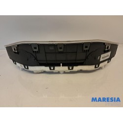 Peugeot - 208 - Instrumentenbrett