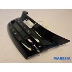 Peugeot - 208 - Heater control panel
