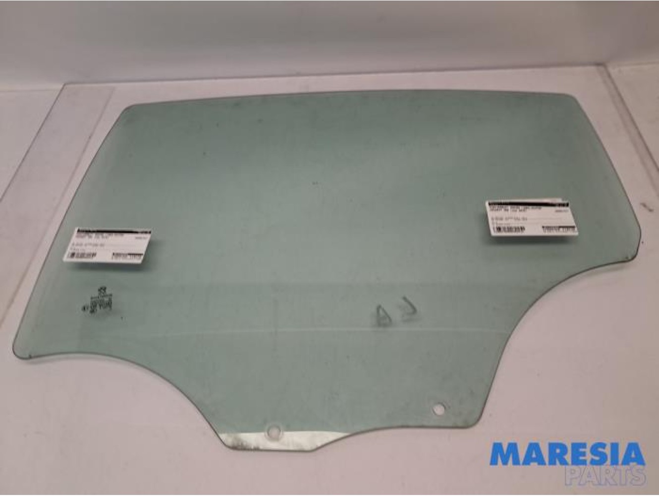 Peugeot - 208 - Portierruit 4Deurs links-achter