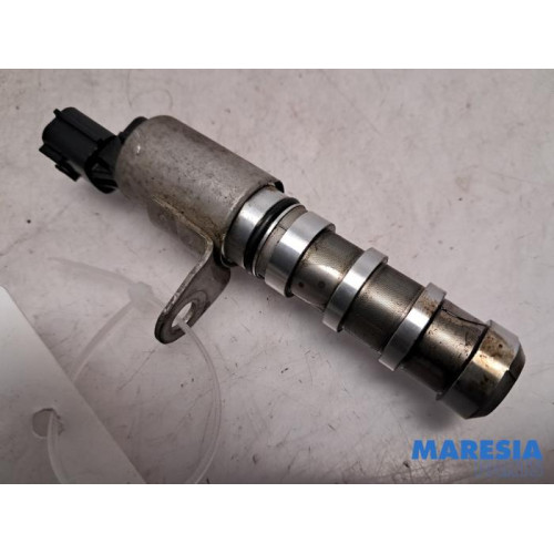 Renault - Clio - Camshaft adjuster