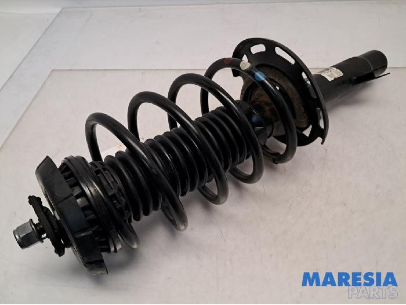 Peugeot - 208 - Front shock absorber rod, right