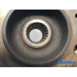 Peugeot - 208 - Knuckle, front right