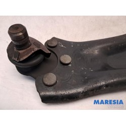 Peugeot - 208 - Querlenker unten rechts vorne