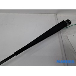 Peugeot - 208 - Front wiper arm