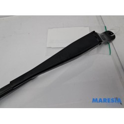 Peugeot - 208 - Front wiper arm