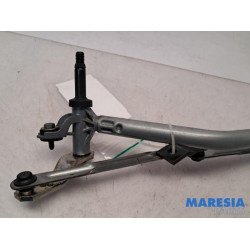 Peugeot - 208 - Wiper mechanism