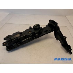 Peugeot - 308 - Rocker cover