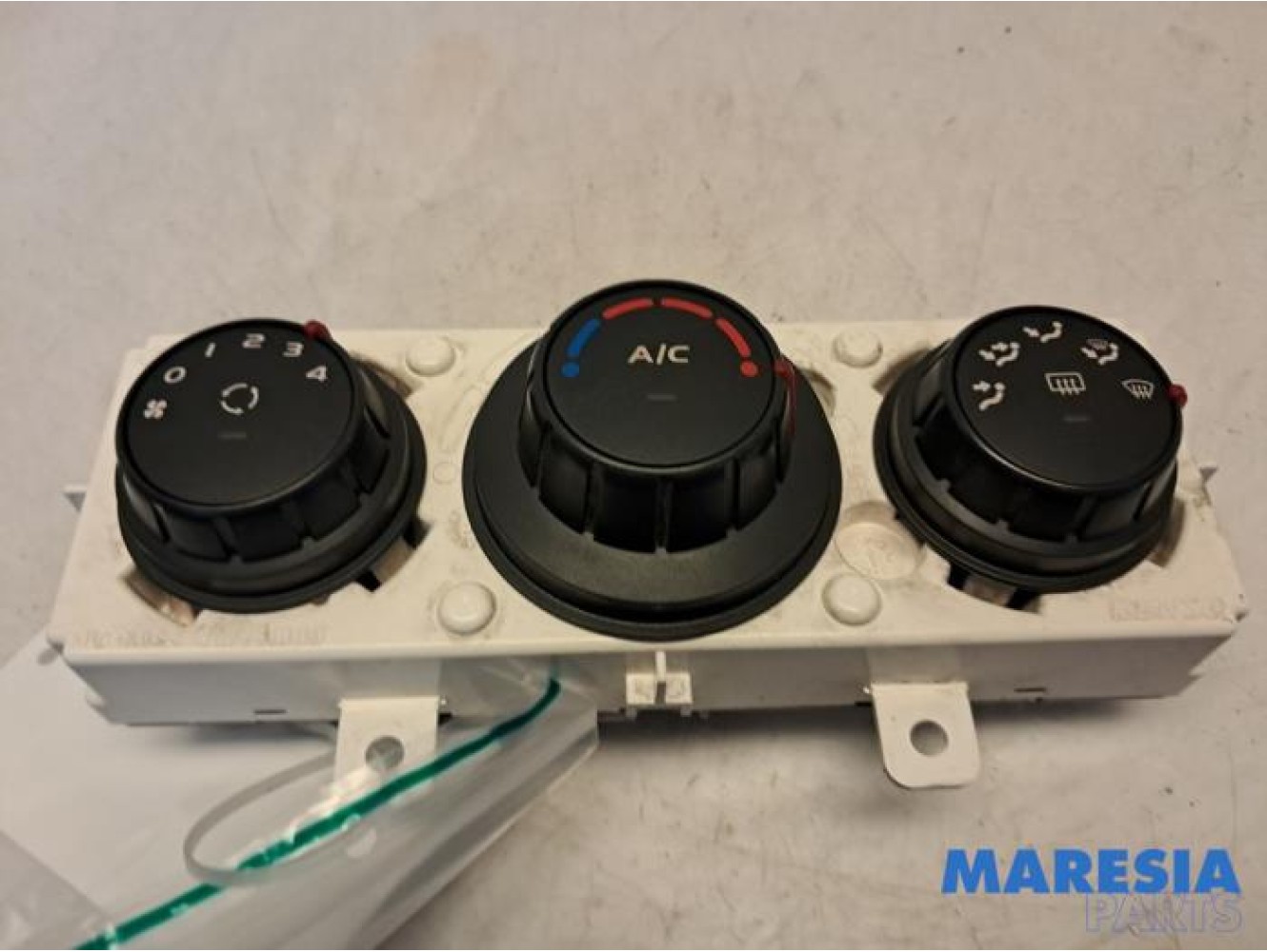 Renault - Master - Heater control panel