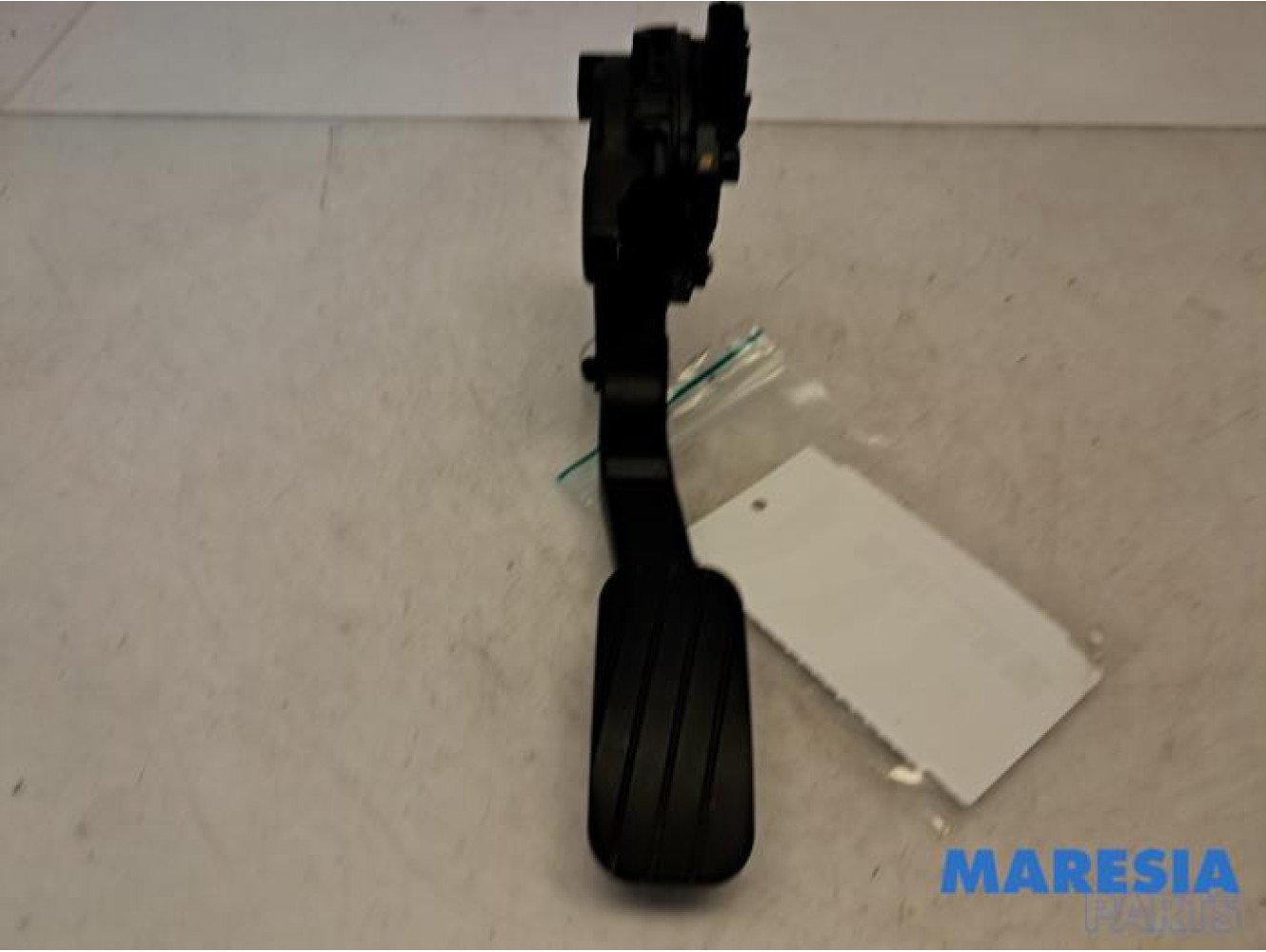 Renault - Master - Accelerator pedal