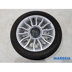 Fiat - 500 - Sportvelgenset + banden