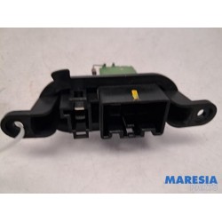 Renault - Master - Heater resistor
