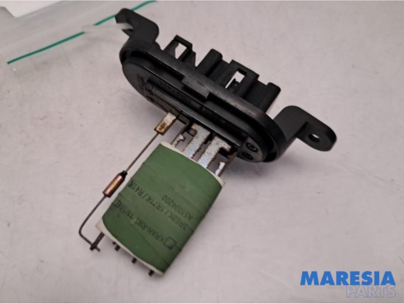 Renault - Master - Heater resistor